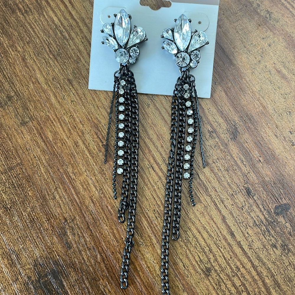 Lux Kill Fringe Earrings - Picture 4 of 10